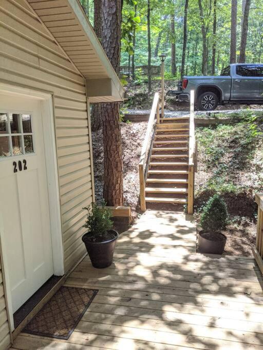 Gold Dust Delight - Cozy Cottage In The Woods Dahlonega Exterior photo